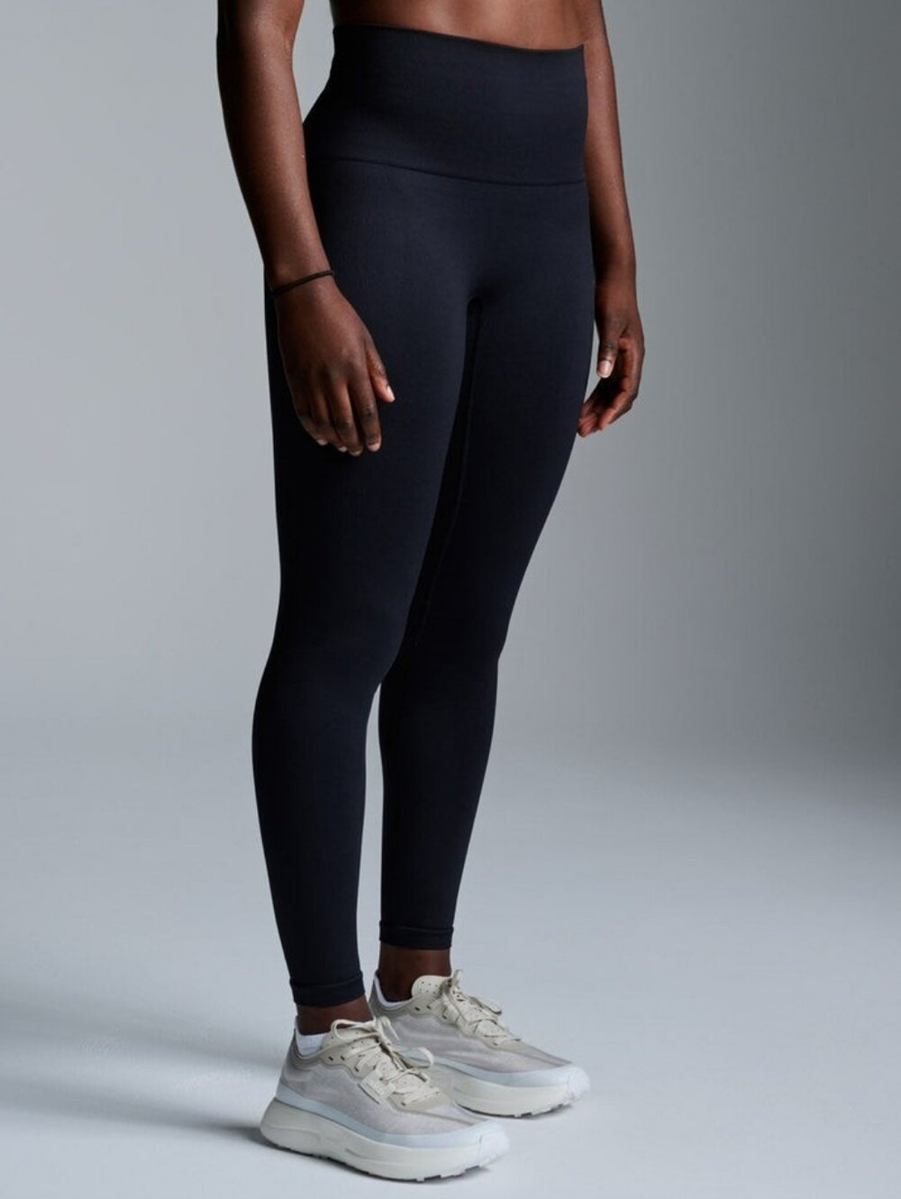 LNDR Chisel 7/8 High Rise Black Leggings M - L